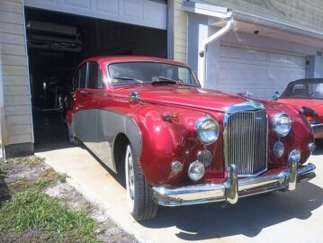 1957 Jaguar Mark VIII