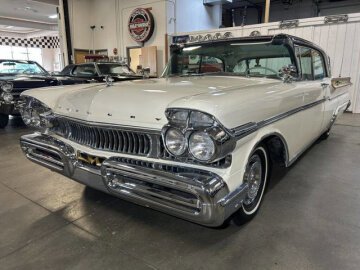 1957 Mercury Turnpike Cruiser