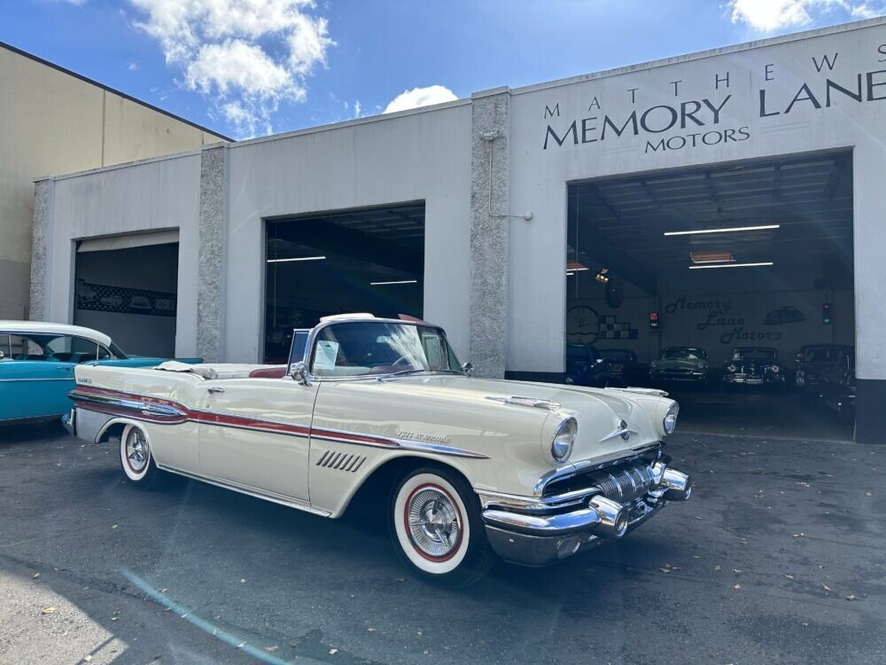 1957 Pontiac Bonneville
