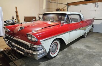 1958 Ford Fairlane 500 Skyliner