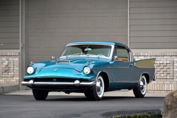 1958 Packard Hawk