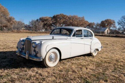 Photo 1 for 1959 Jaguar Mark IX