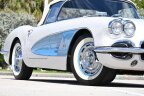 Thumbnail Photo 2 for 1960 Chevrolet Corvette Convertible