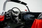Thumbnail Photo 2 for 1961 Chevrolet Corvette