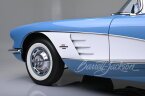 Thumbnail Photo 2 for 1961 Chevrolet Corvette Convertible