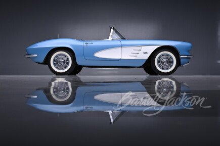 Photo 1 for 1961 Chevrolet Corvette Convertible