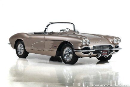 Photo 1 for 1961 Chevrolet Corvette Convertible