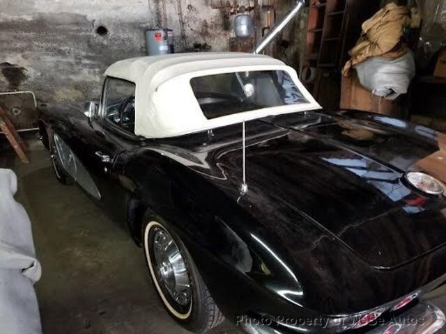 1961 Chevrolet Corvette Convertible