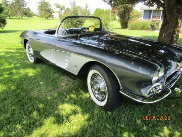 1961 Chevrolet Corvette Convertible