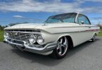 Thumbnail Photo 1 for 1961 Chevrolet Impala