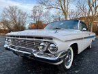 Thumbnail Photo 3 for 1961 Chevrolet Impala