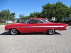 Thumbnail Photo 2 for 1961 Chevrolet Impala Coupe