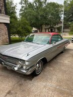 Thumbnail Photo 3 for 1961 Chevrolet Impala