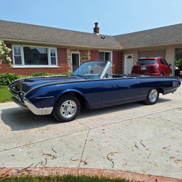 1961 Ford Thunderbird