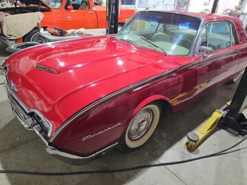 1961 Ford Thunderbird
