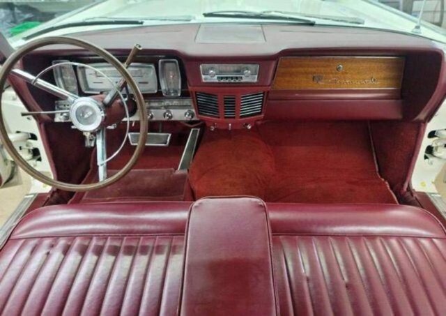 1961 Lincoln Continental