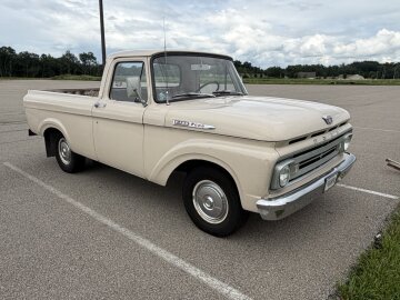 1962 Ford F100 2WD Regular Cab