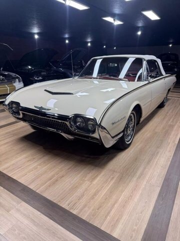 1962 Ford Thunderbird