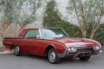 1962 Ford Thunderbird