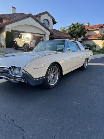 1962 Ford Thunderbird