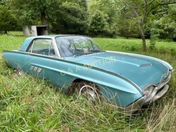 1962 Ford Thunderbird