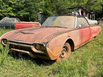 1962 Ford Thunderbird