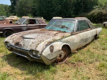 1962 Ford Thunderbird