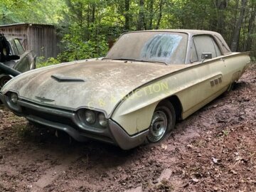 1962 Ford Thunderbird