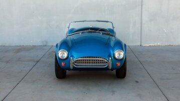 New 1962 Shelby Cobra-Replica