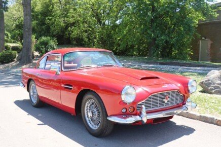 Photo 1 for 1963 Aston Martin DB4