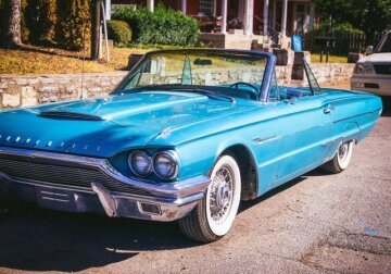 1964 Ford Thunderbird