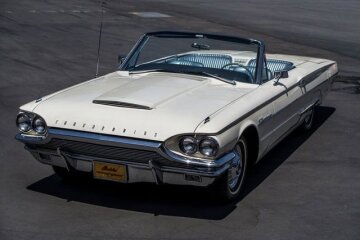 1964 Ford Thunderbird
