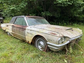 1964 Ford Thunderbird