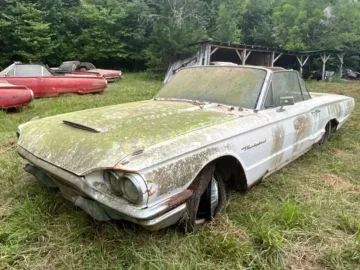 1964 Ford Thunderbird