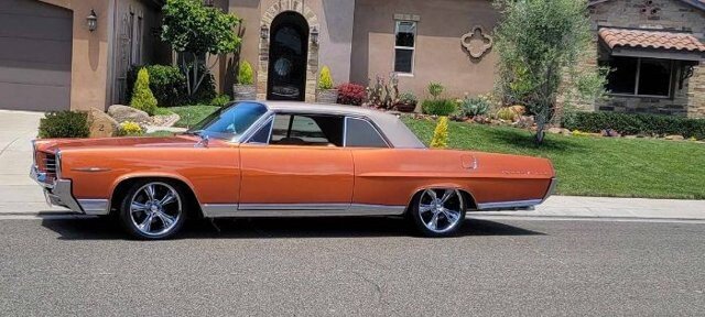 1964 Pontiac Bonneville