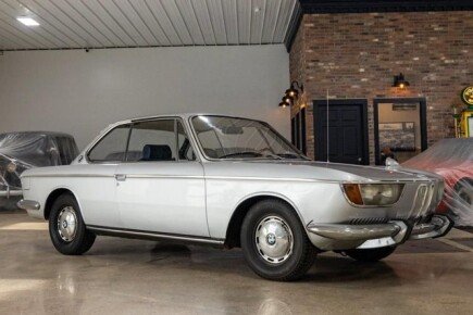 Photo 1 for 1965 BMW 2000