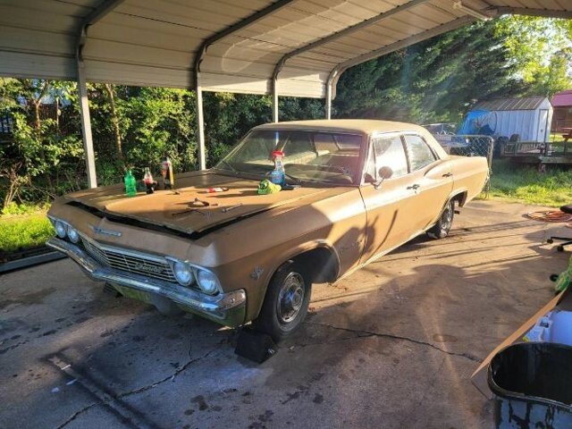 1965 Chevrolet Impala Sedan