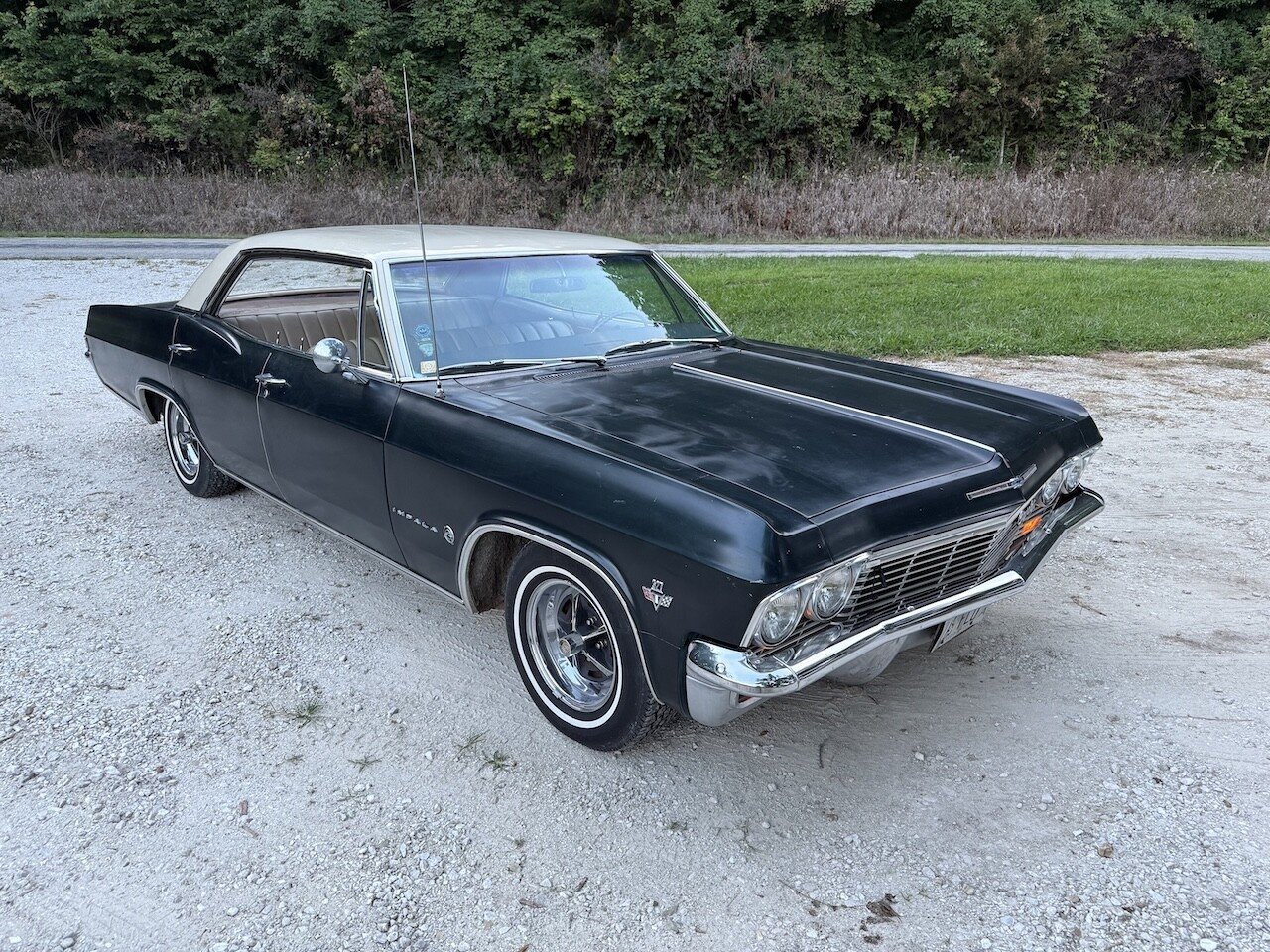 1965 Chevrolet Impala Sedan