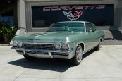 1965 Chevrolet Impala Sedan