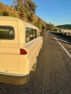 Thumbnail Photo 6 for 1965 Chevrolet Suburban 2WD for Sale by Owner