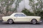 Thumbnail Photo 2 for 1965 Ford Mustang Coupe