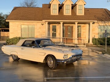 1965 Ford Thunderbird