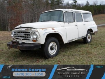 1965 International Harvester Travelall