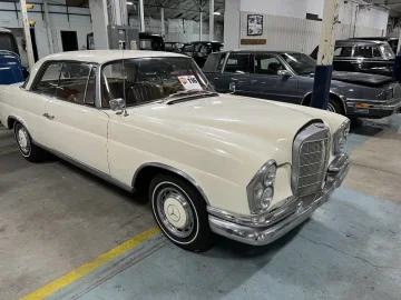 1965 Mercedes-Benz 220SE