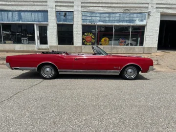 1965 Oldsmobile Starfire