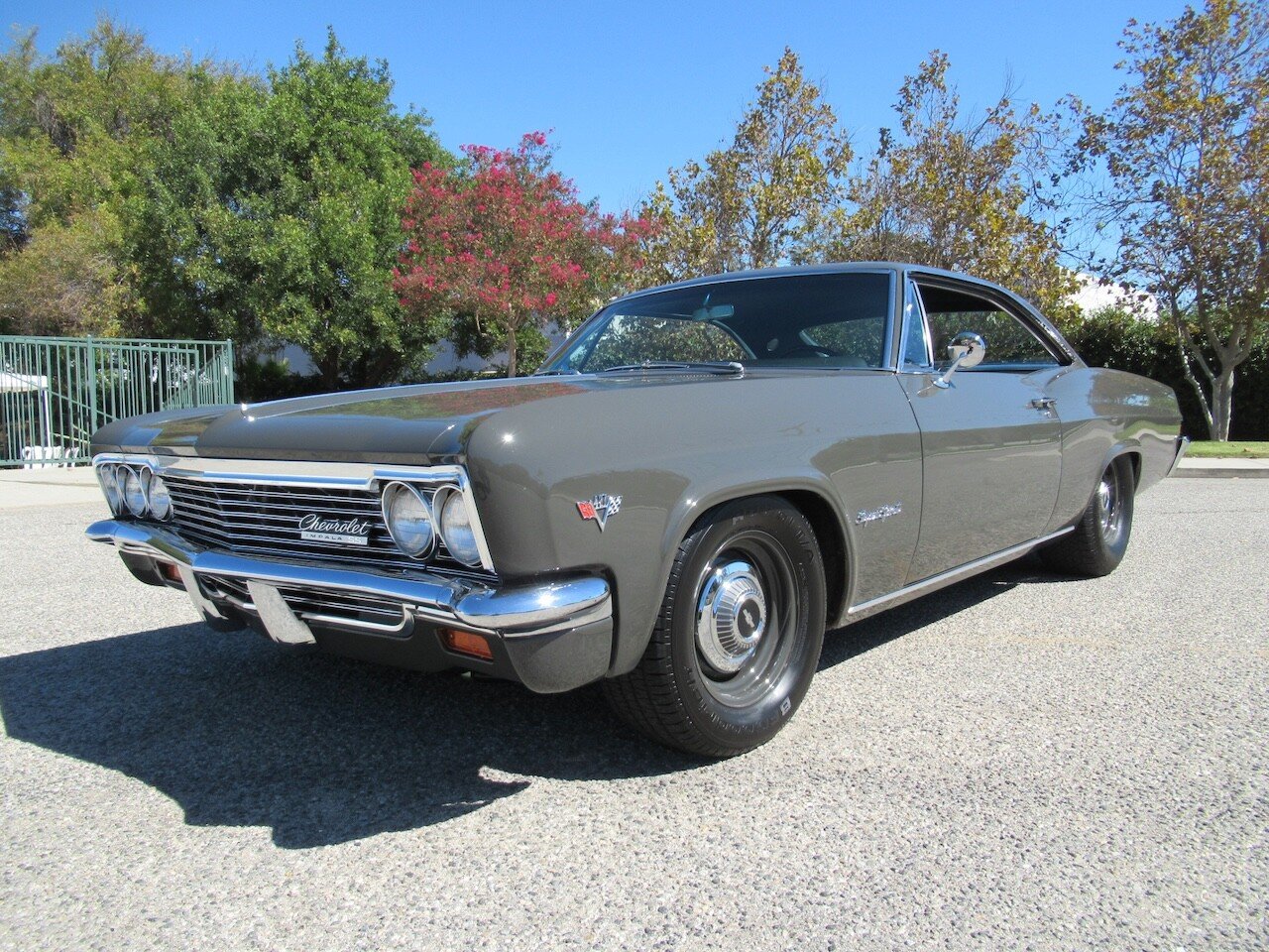1966 Chevrolet Impala SS