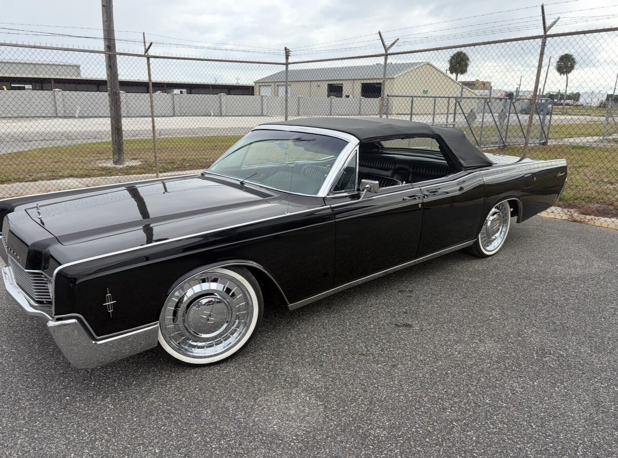 1966 Lincoln Continental