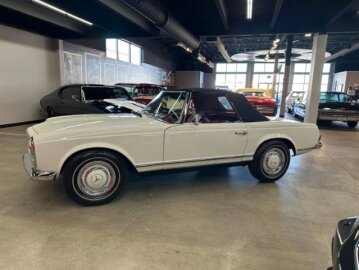 1966 Mercedes-Benz 230SL