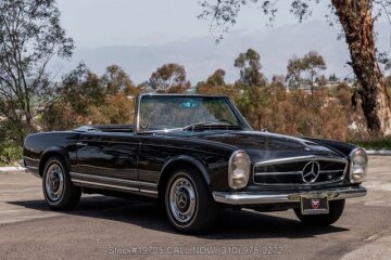 1966 Mercedes-Benz 230SL