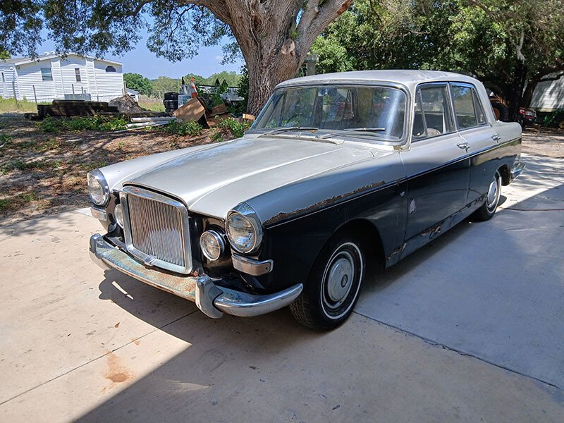 Vanden Plas Classic Cars for Sale near Gulf Shores, Alabama Classics